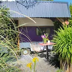Campeggio Retro Caravans At Valentia Island Escape