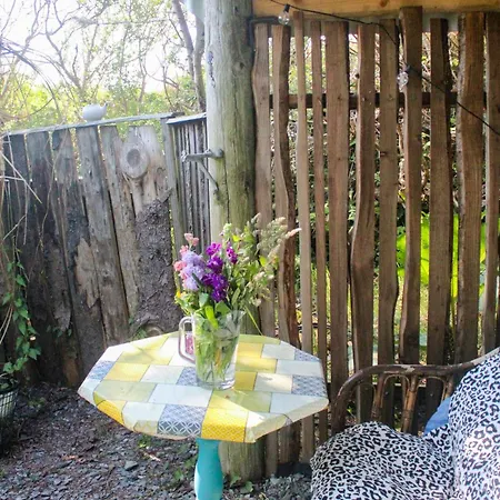 Retro Caravans At Valentia Island Escape Chapeltown