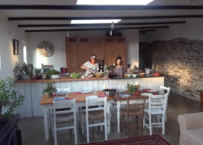 Retro Caravans At Valentia Island Escape *