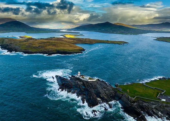 Retro Caravans At Valentia Island Escape * Chapeltown
