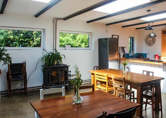 Retro Caravans At Valentia Island Escape Kemp