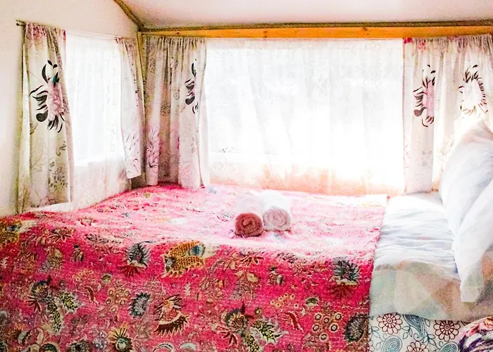 Retro Caravans At Valentia Island Escape *