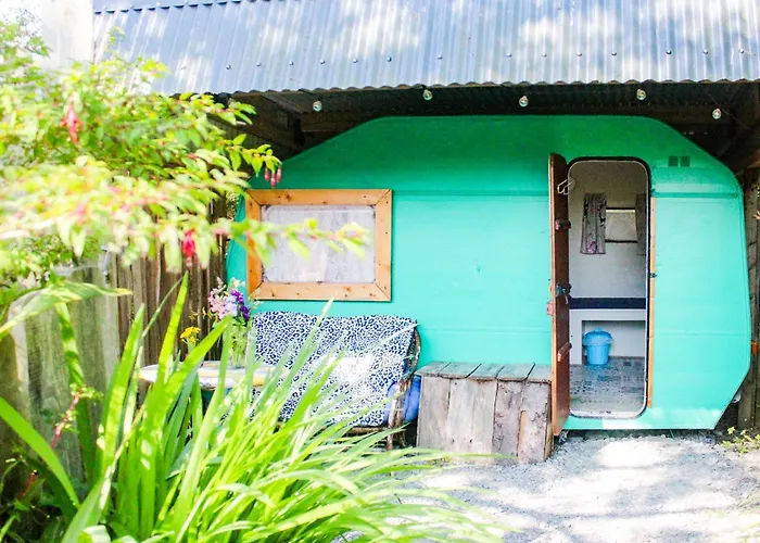 Retro Caravans At Valentia Island Escape Chapeltown